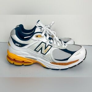 New Balance 2002R “White Lagoon” Colorway men 6 women 7.5 Authentic M2002RLA